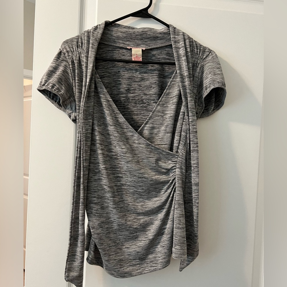 Great for the office ! Black and white blouse